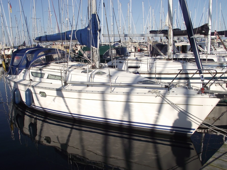 Jeanneau-371_01