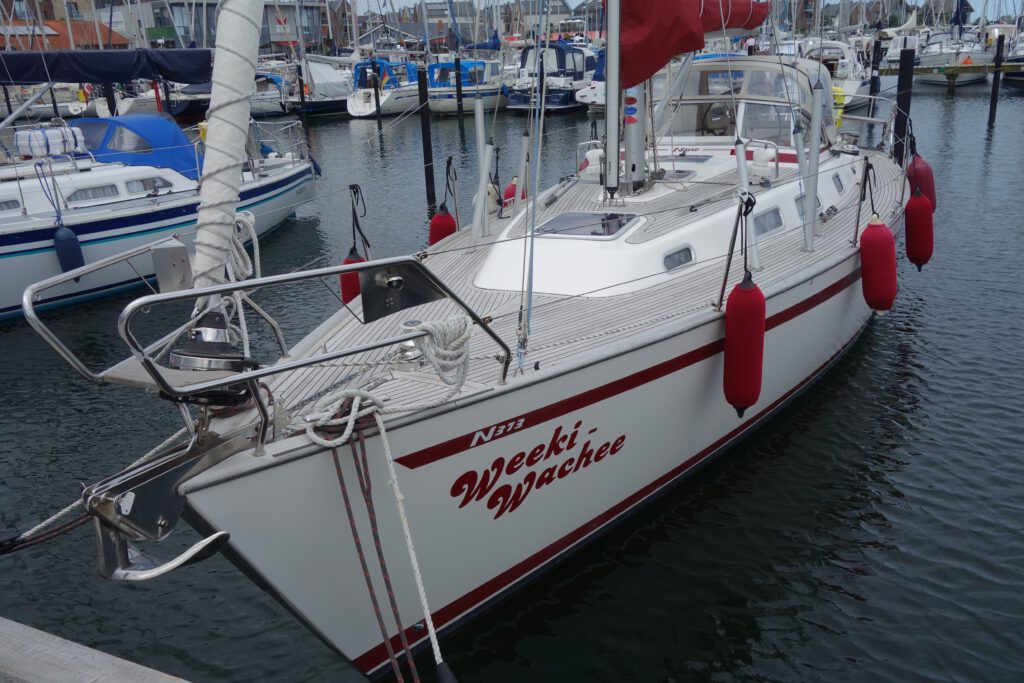 Najad 373 01