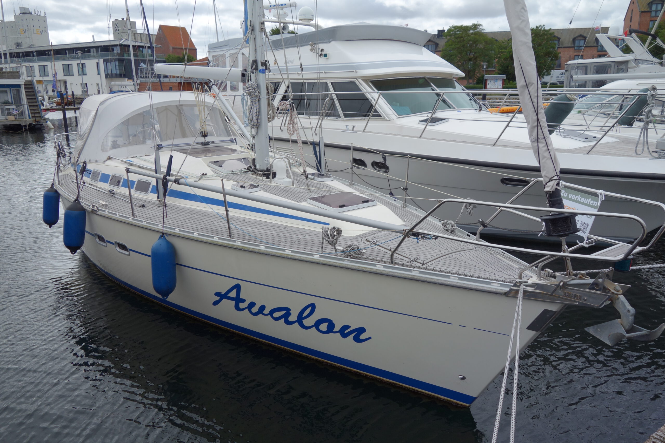 Bavaria 370 01